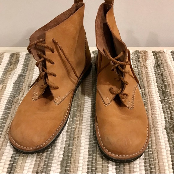 PRIVATELY SOLD!!! Vintage HO2 Studio tan suede leather ankle boots - Picture 9 of 14